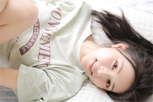 People can relax their minds and bodies with a cup of rich tea. People can relax their minds and bodies with a cup of rich tea.